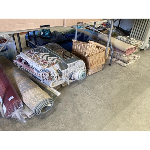 562 - Assorted rugs including Chinese (some new) of various sizes, single quilt throw (new), Scott's of St... 