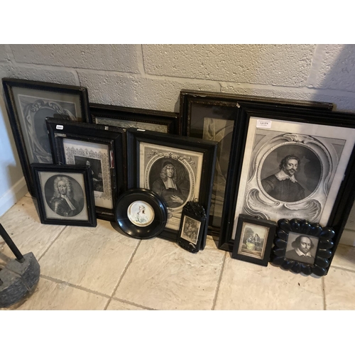 576 - 11 framed etchings/prints inc. portraits