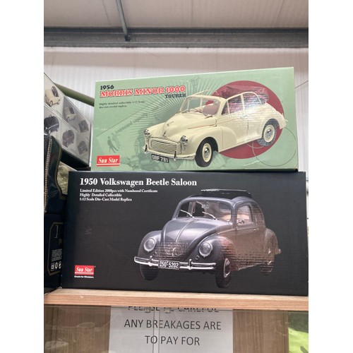 515 - 2x 1956 Morris Minor 100 (Sun Star), Fiat 500 (Solido), Volkswagen Type 1 Kafer (Sun Star) & 1967 VW... 