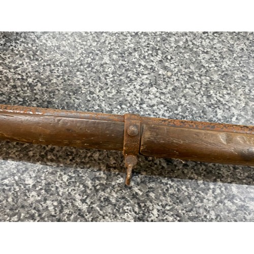 247 - Antique obsolete military service rifle, sold as seen