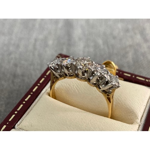 272 - 18ct gold 5 diamond ring approx. 1.5-1.75 carats size O 1/2