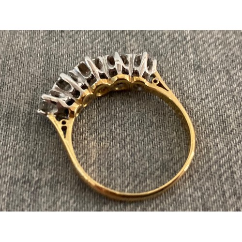 272 - 18ct gold 5 diamond ring approx. 1.5-1.75 carats size O 1/2