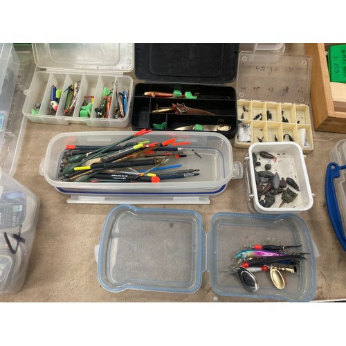 442 - Good collection of fishing accessories including many boxes of assorted flies, floats, rod lines, 3 ... 