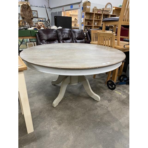 168 - Shabby Chic pedestal dining/centre table 76H 150cm diameter