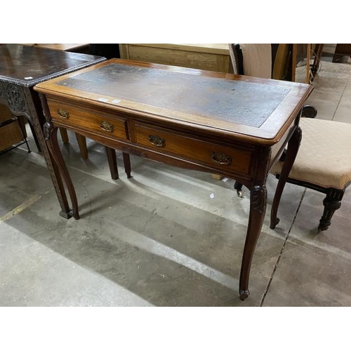 21 - Victorian walnut writing desk with brown leather inset 73H 100W 51D