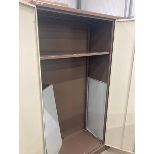 64 - 2 Bisley metal two door cupboards with shelves to the interior (with keys) 180H 91W 46D