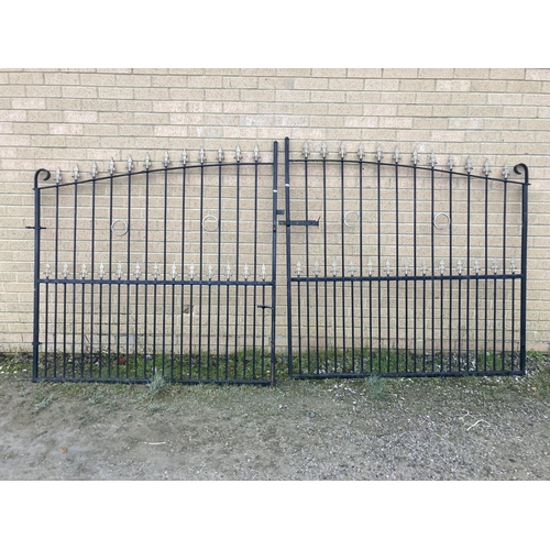 160 - Pair of wrought iron garden gates 161H 160W (each gate)