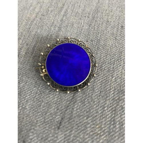 308 - Vintage Scandi silver & blue enamel brooch