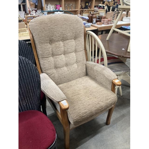 575 - Oak framed lounge chair 105H 75W