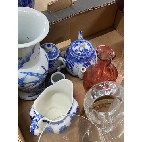 489 - Box of collectables including art glass, cranberry glass, sundae dishes, blue and white wares etc an... 