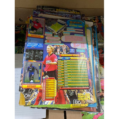 417 - Collection of sticker albums and memorabilia for football, super league, Star Wars etc,  including A... 