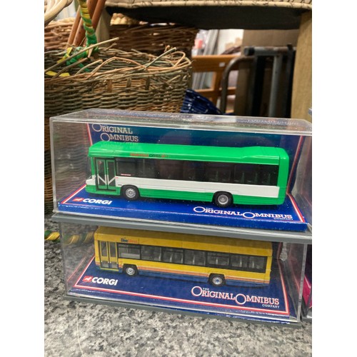 225 - 10 boxed CORGI Bus Operators Britain Original Omnibus limited edition 1:76 including Stagecoach Van ... 