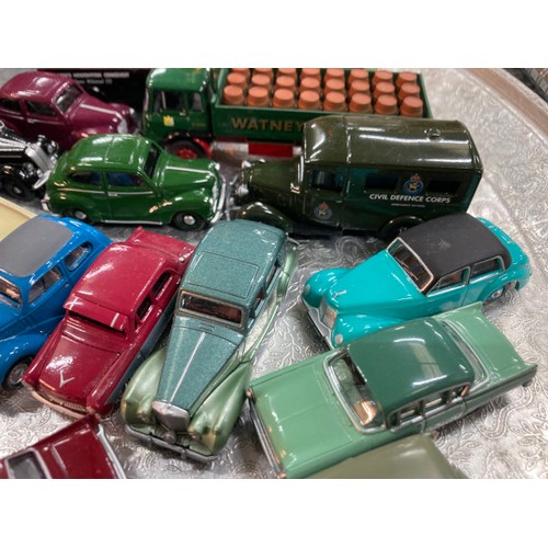 256 - 44 mainly diecast 1:76 model vehicles with information cards including Ford 107E Prefect 1960-61, MG... 