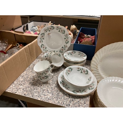 434 - Good collection of tea and dinner wares including Crown Staffordshire Pear blossom (22 pieces), Wedg... 