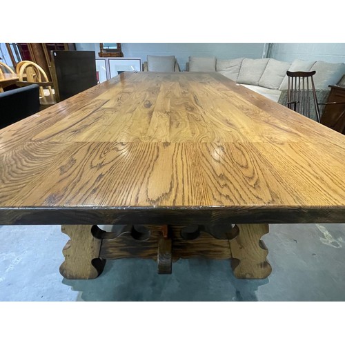 121 - Good quality oak farmhouse refectory table 79H 260W 116D (please note a burn mark the size of a 2p t... 