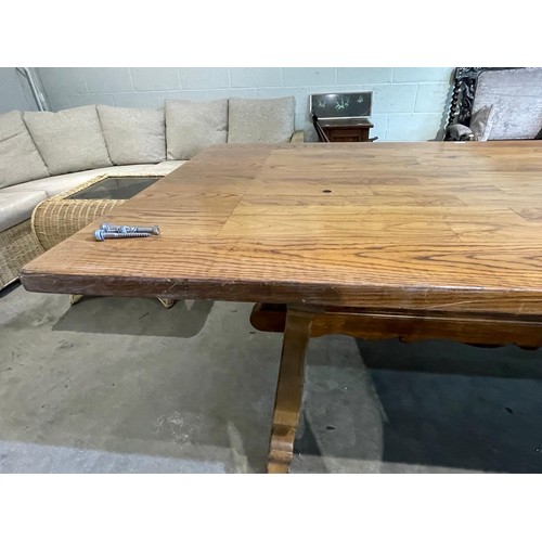 121 - Good quality oak farmhouse refectory table 79H 260W 116D (please note a burn mark the size of a 2p t... 