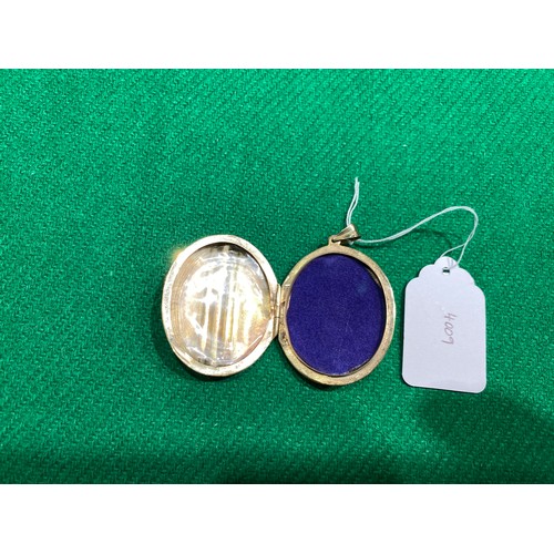 332 - 9ct gold locket 19.7g