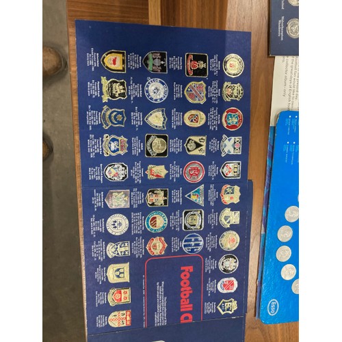 477 - 8 coin and badge collections including 1970 World Cup coins, 2 x FA Centenary 1872-1972 coins, Histo... 