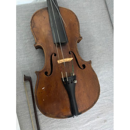 237 - Cased 3/4 violin with bow