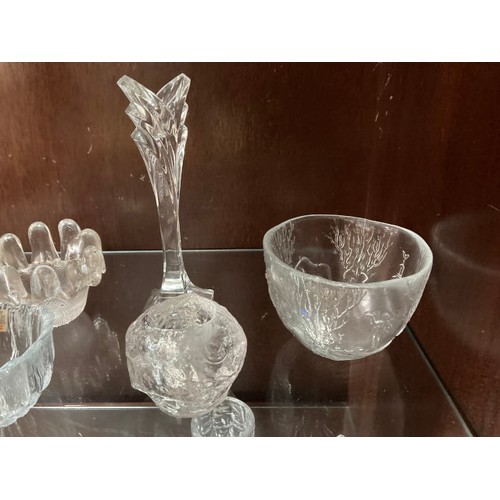 422 - Nice collection of mixed collectable glass inc. pair of Orrefors candle holders, Orrefors vase, Holm... 