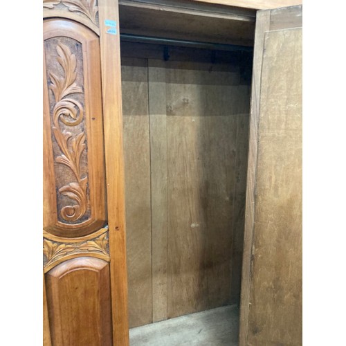 187 - 20th century satinwood 2 piece bedroom suite (wardrobe 210H 95W 42D and a matching dressing table 16... 