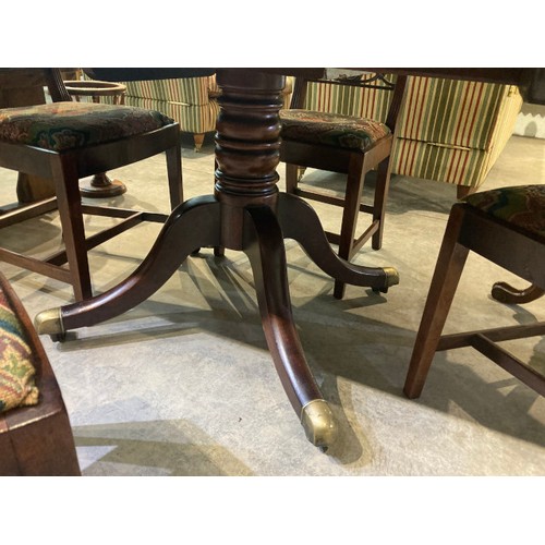 130 - Regency mahogany dining table 73H 137W 100D and 4 Regency chairs