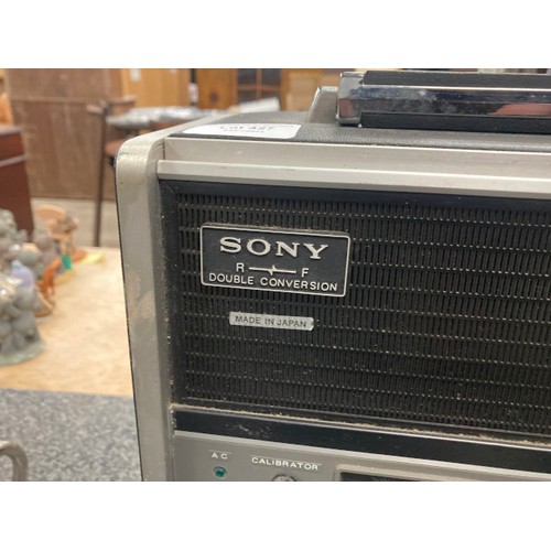 427 - Sony CRF-160 Solid State FM/AM 13 Band Radio Receiver (no power lead, untested)