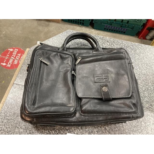 282 - Jekyll & Hide Montana black medium size laptop/tablet briefcase with shoulder strap, as new