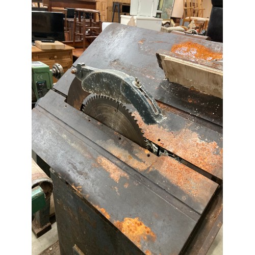 25 - William Woods (Bolton) Ltd, Jackson Street, Farnworth vintage circular saw 140H 60W 95D (untested)(p... 