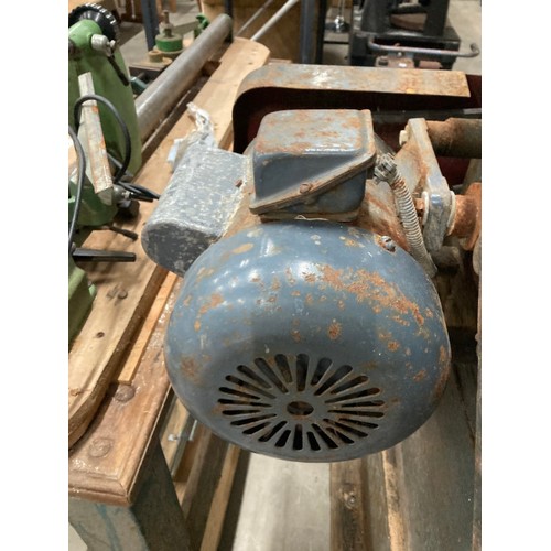 25 - William Woods (Bolton) Ltd, Jackson Street, Farnworth vintage circular saw 140H 60W 95D (untested)(p... 