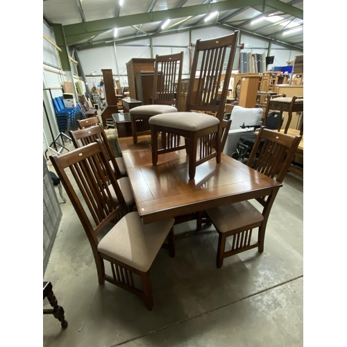 21 - Good quality oak extending dining table 77H 170-220W 112D and 8 chairs