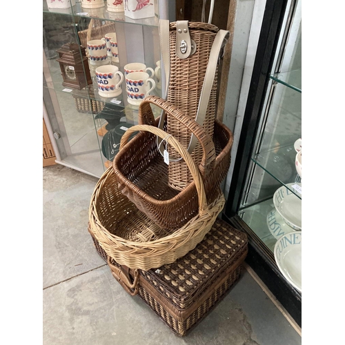 360 - Wicker picnic basket, 2 wicker gathering baskets & a wicker drinks bottle basket