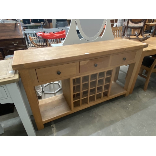 Lot 37        