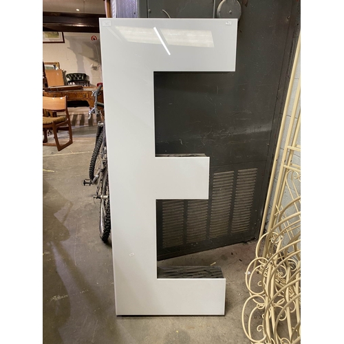 Lot 1         