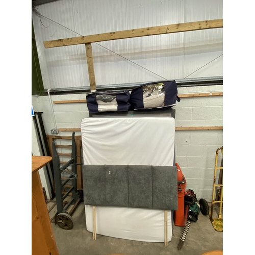 Lot 5         