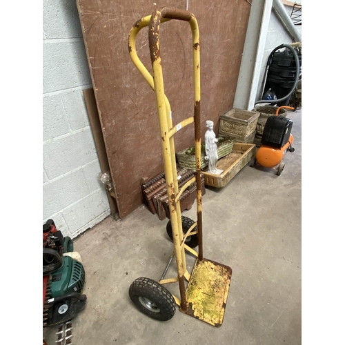 Lot 7         