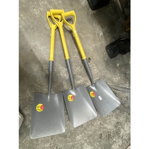 26 - 3 Bulldog solid forged spades (new)