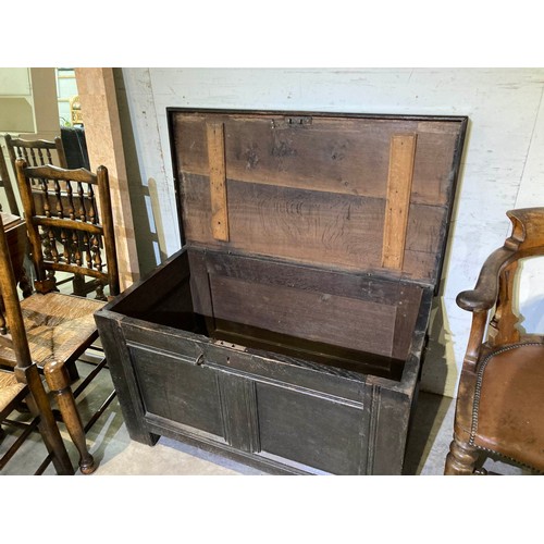 140 - Late 17th century oak coffer 59H 99W 56D