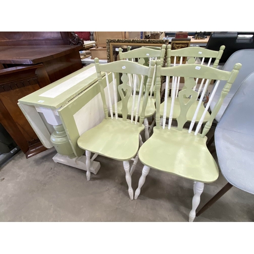 170 - Painted oak drop leaf table 73H 91W 35-127D with four chairs & a gilt framed mirror 958 x 64cm