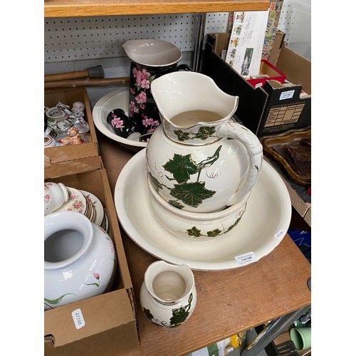 338 - Assorted collectables including Duchess 'June Bouquet' tea wares, Limoges, miniature cups and saucer... 