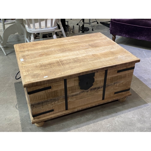 119 - Rustic pine blanket box/coffee table 45H 91W 66D