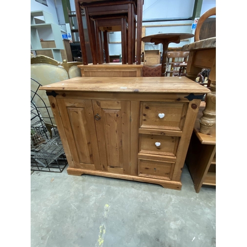 80 - Pine three drawer/two door sideboard 81H 100W 33D