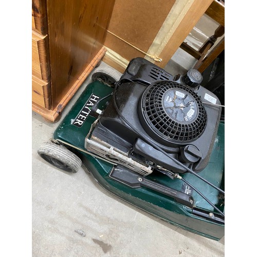 67 - Hayter Harrier 41 (CODE305P) petrol lawnmower
(in working order)
