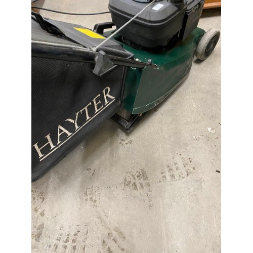 67 - Hayter Harrier 41 (CODE305P) petrol lawnmower
(in working order)