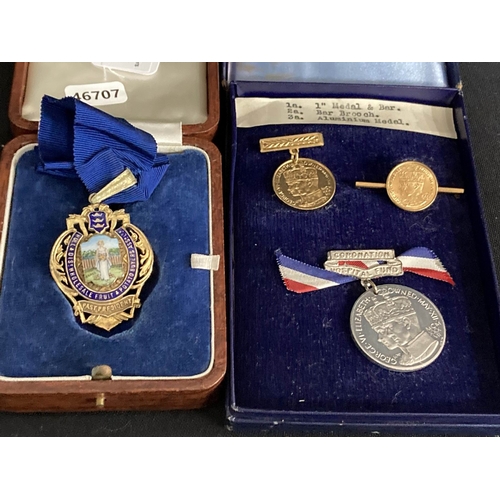 350 - Cased silver & enamel Past President medal from the 