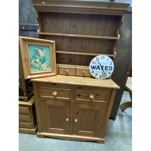 125 - Pine farmhouse dresser 174H 99W 41D etc