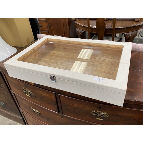 180 - Table top display cabinet 10H 64W 43D