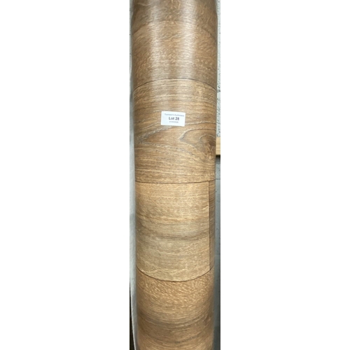 Lot 28        