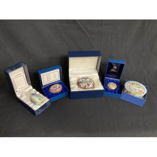 329 - 4 Halcyon Days enamel pill boxes and 1 Kaiser Caribbean Reef trinket dish