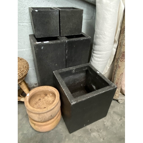 Lot 48        